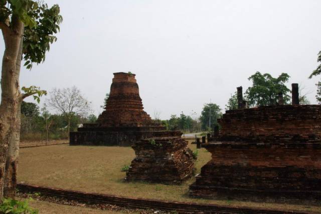 Sukhothai 123, Сукхотхай и Си Сатчаналай