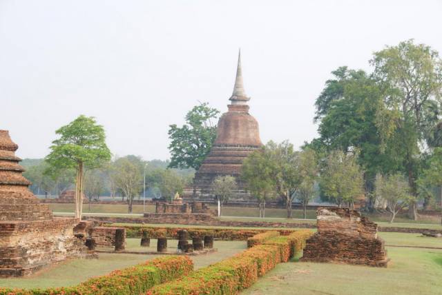 Sukhothai 014, Сукхотхай и Си Сатчаналай