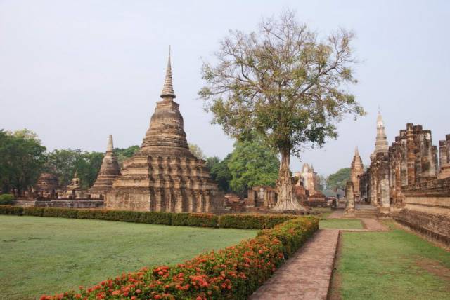 Sukhothai 015, Сукхотхай и Си Сатчаналай