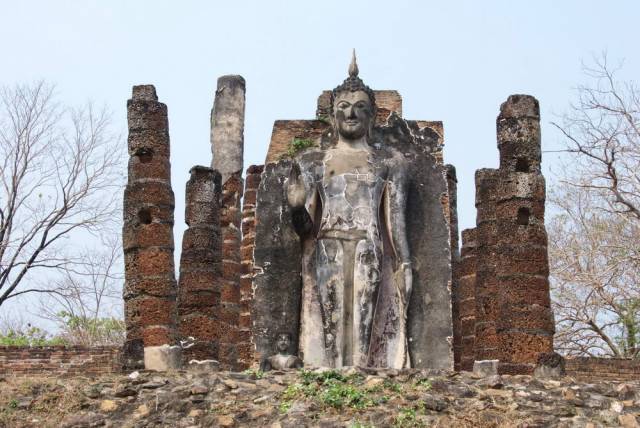 Sukhothai 101, Сукхотхай и Си Сатчаналай