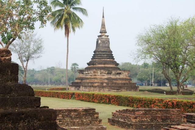 Sukhothai 036, Сукхотхай и Си Сатчаналай