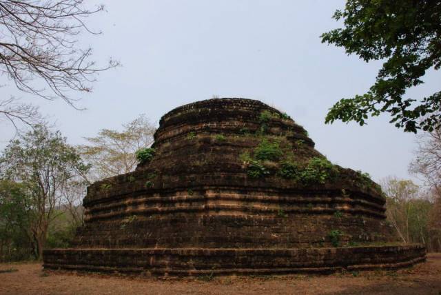 Sukhothai 114, Сукхотхай и Си Сатчаналай