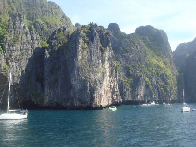 Пхи-пхи (островок в Андаманском море), Таиланд глазами друзей