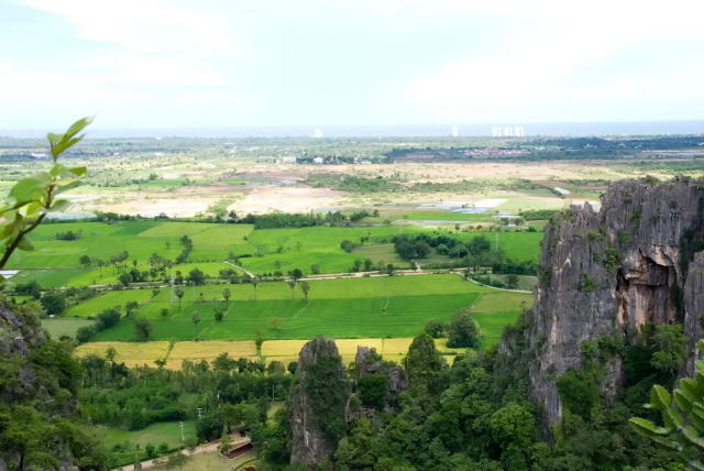     56, Nang Phan Thu Rut Natural Trail