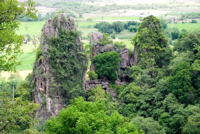     62, Nang Phan Thu Rut Natural Trail