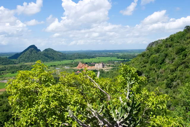     41, Nang Phan Thu Rut Natural Trail