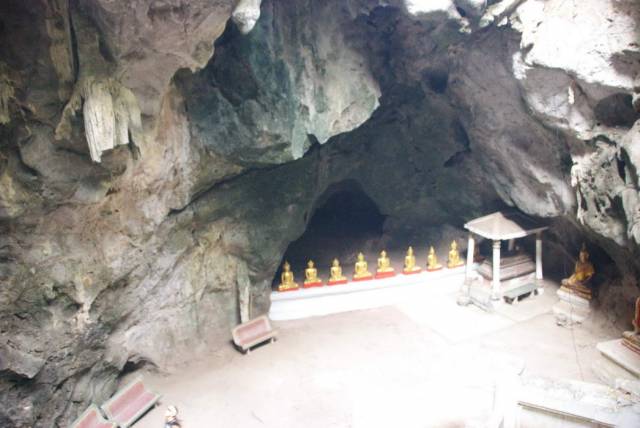 Khao Luang Cave, Petchaburi (5), Храмы