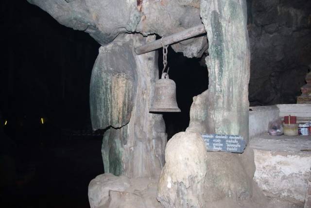 Khao Luang Cave, Petchaburi (7), Храмы