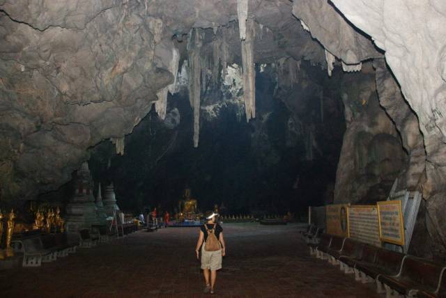 Khao Luang Cave, Petchaburi (27), Храмы