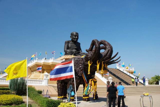 Wat Huay Mongkhon, Hua Hin 14, Храмы