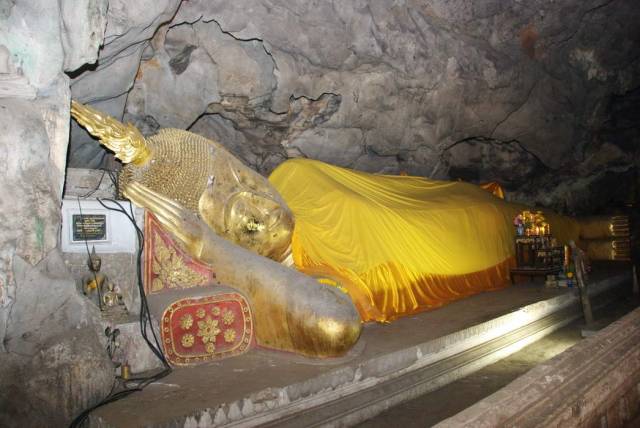 Khao Luang Cave, Petchaburi (26), Храмы