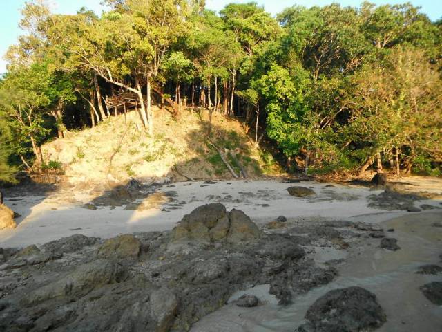 Koh Phayam_Ao Khao Kwai_Outflow 13, Koh Phayam (остров Пайям, Ранонг)