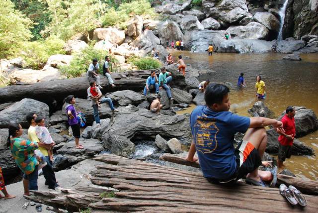 Khlong Lan Waterfall Kamphaeng Phet 30, Kamphaeng Phet